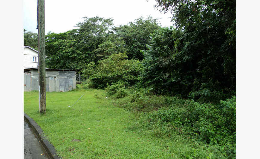 Land in Picard, Portsmouth
