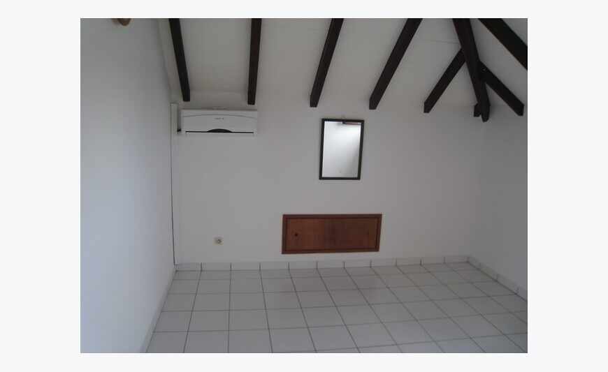 villa T4 duplex convenance Baie Mahault