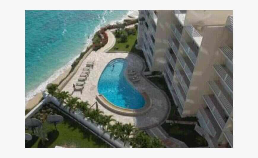 spacious apartment on the beach sea view