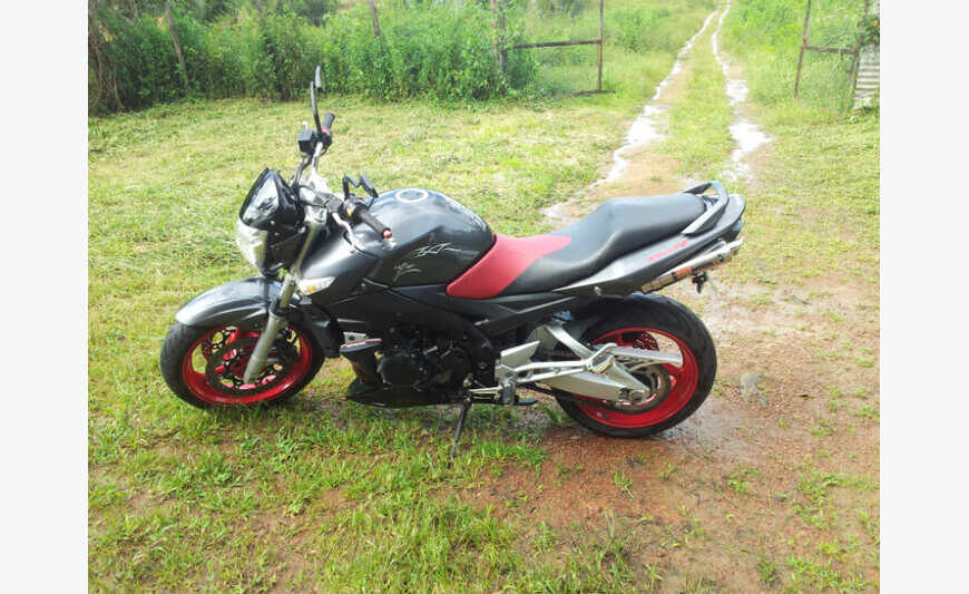 Suzuki Gsr 600 2008