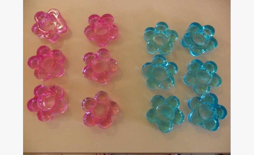 Candleholders in the shape of flowers