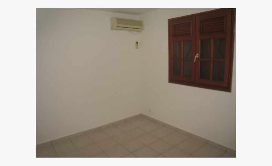 Villa de type T4 Blachon 97122 Baie.
