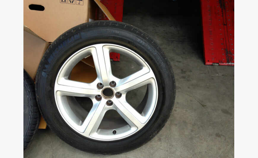 jantes audi q5 19'original + pneu