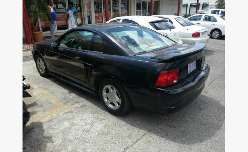 Ford Mustang 2002, V6 3. 6L automatique