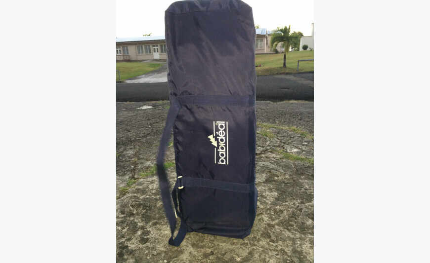 Lit parapluie babidéal bleu motifs jouets