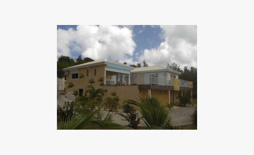 rent red land Bay villa bass 97150 sxm