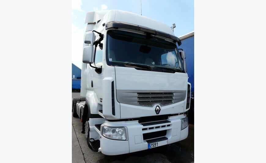 Renault tractor 450dxi + semi