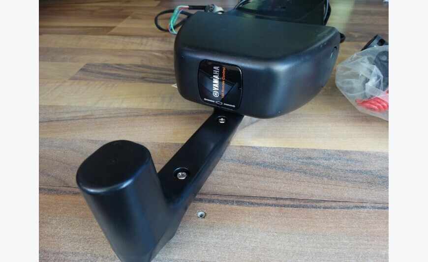 Manette yamaha simple neuve