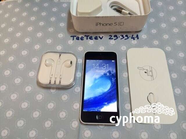IPhone 5C 32Go blanc débloqué (TeeTeev 29 39 41)