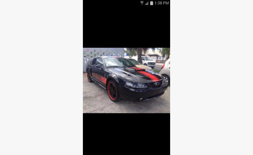 2004 Ford mustang gt v8