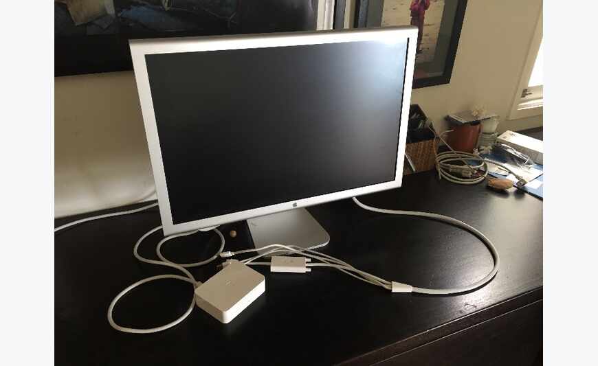 Apple HD Cinema display - for parts or repair