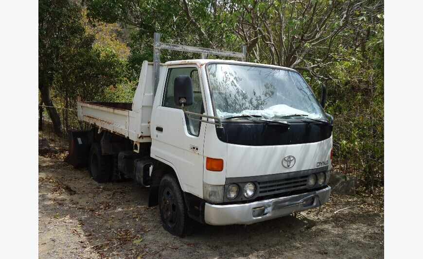 TOYOTA DYNA 200 en pièces détachées