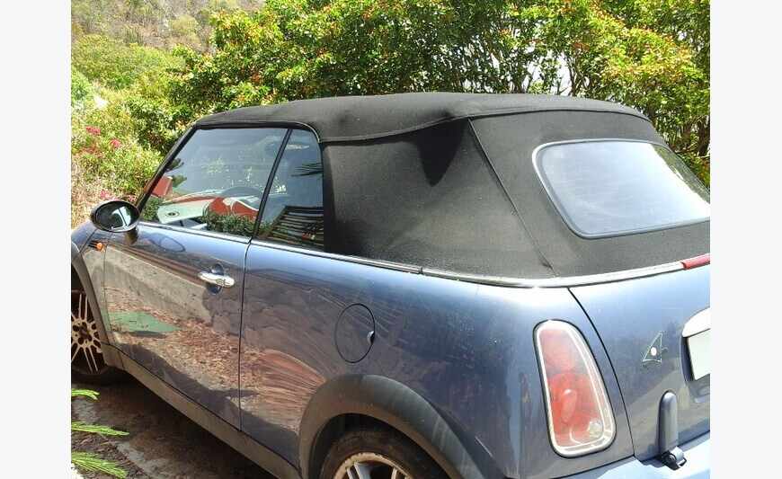 Mini cooper convertible blue