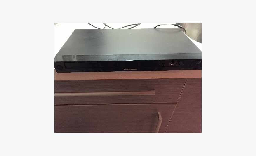 55cm flat screen TV + DVD player