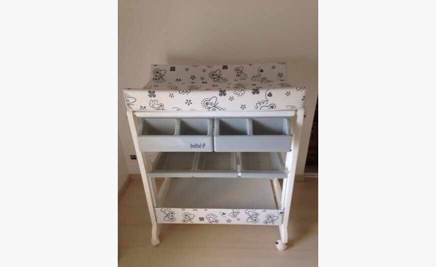 table à langer Bébé 9