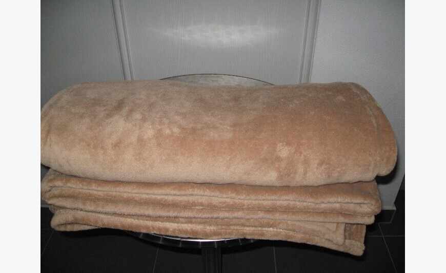 beige Plaid 240 x 220 cm, extra soft material