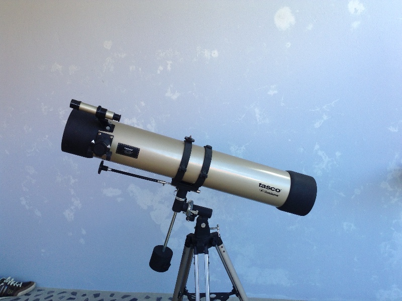 Tasco luminova store telescope 114mm 900mm