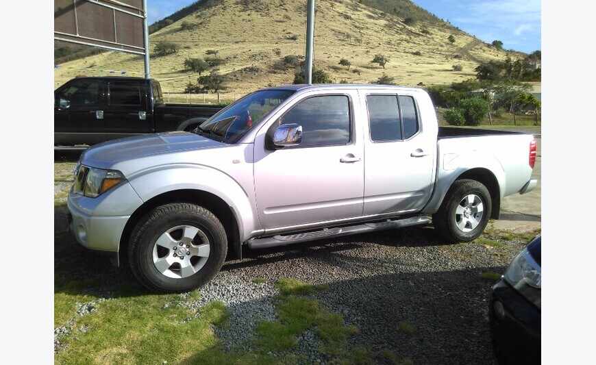 Nissan navara turbo diesel