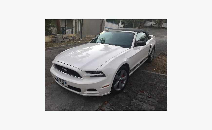 Ford mustang 2013 V6