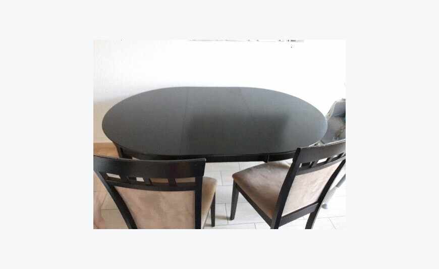 Table and 6 chairs