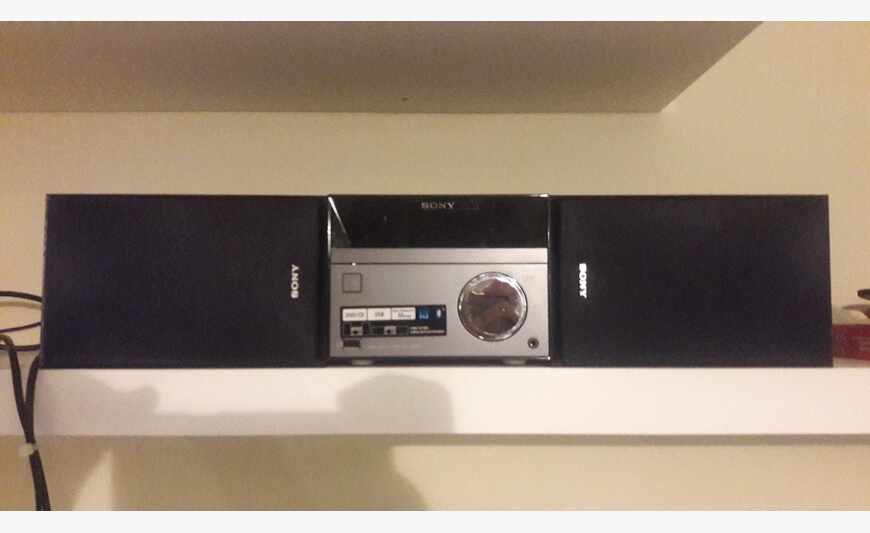 Sony home audio system CMT-SBT40D