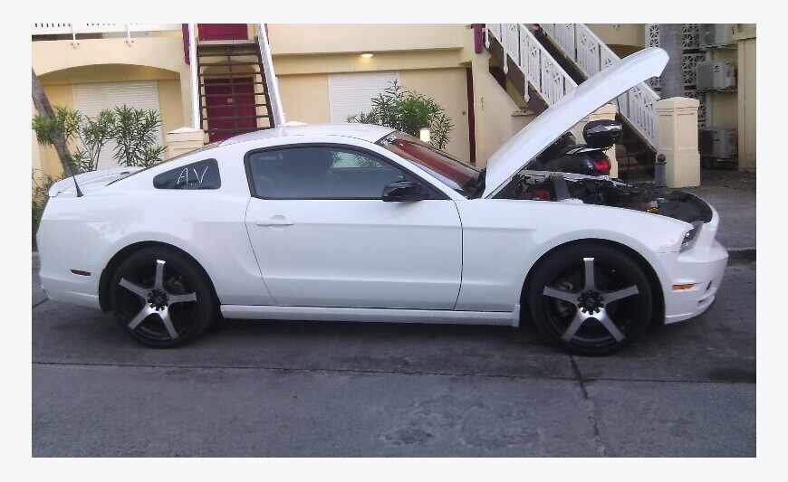mustang v6 2014