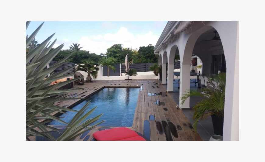 vaste villa a 2 pas de la plage de...