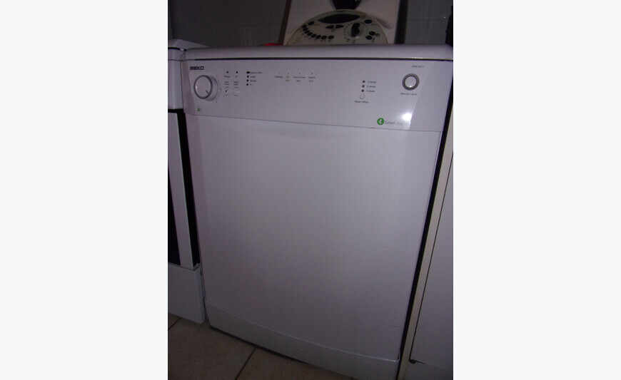 Lave vaisselle BEKO DFN 2431