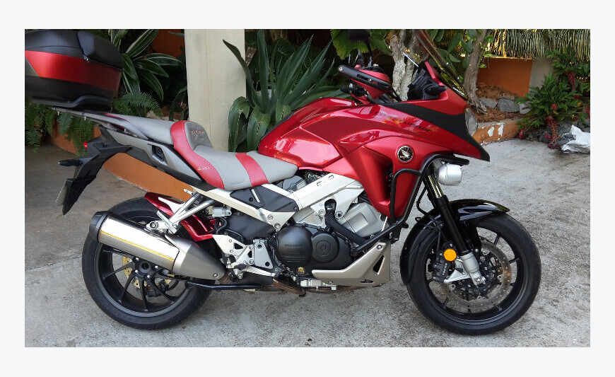 Moto trail Honda VFR 800 X CROSSRUNNER