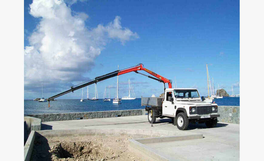 Land Rover Defender 130 tribenne guindaste hidráulico
