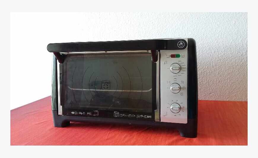 FOUR SEB Turbo compact. 1500W. TBE