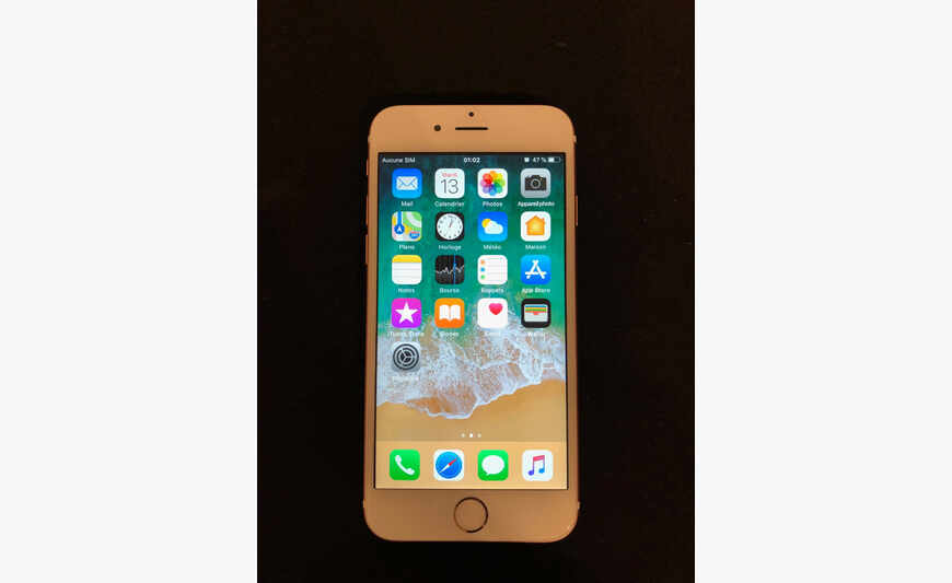 Apple iPhone 16 GB 6s but perfect condition