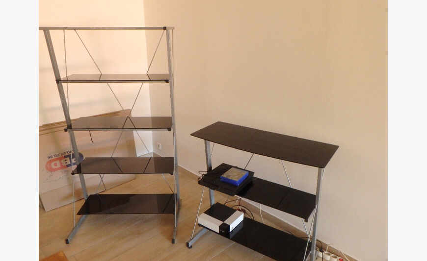 set of 4 glass shelves