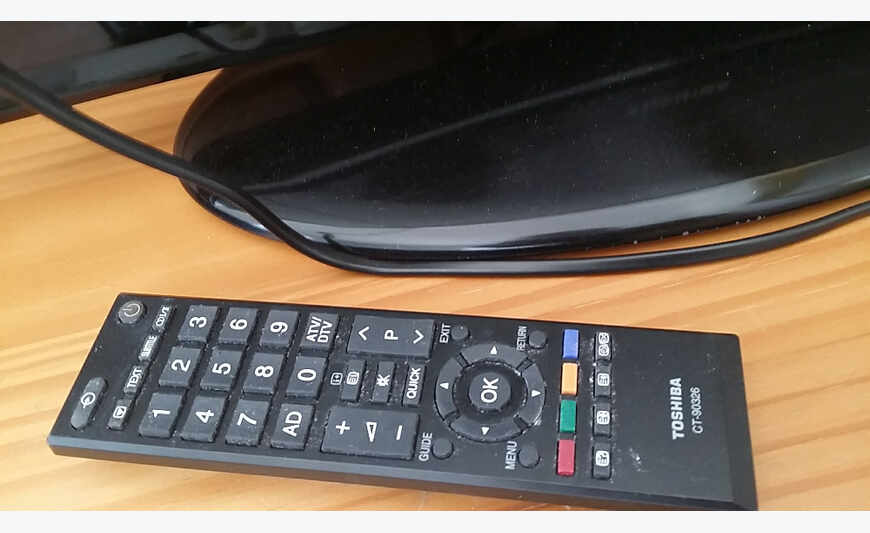 Toshiba TV and the remote control TBE