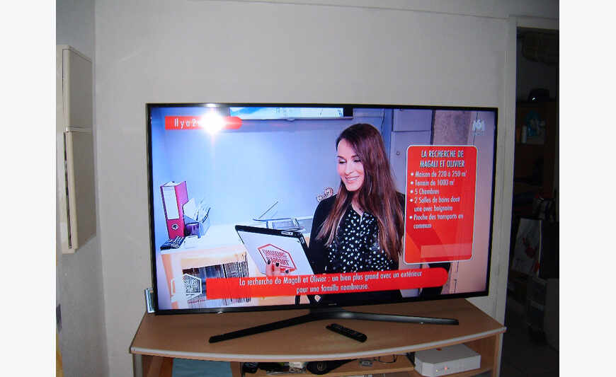 televiseur samsumg hd 4K 60 pouces