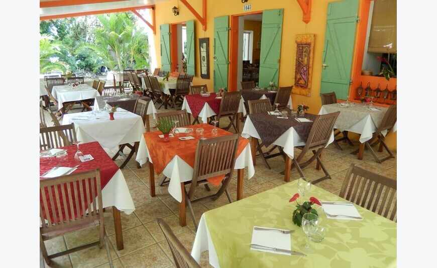 Le Carbet Restaurant 50m de la plage