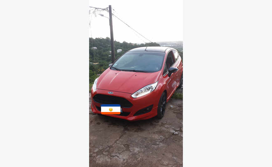 Ford Fiesta red edition