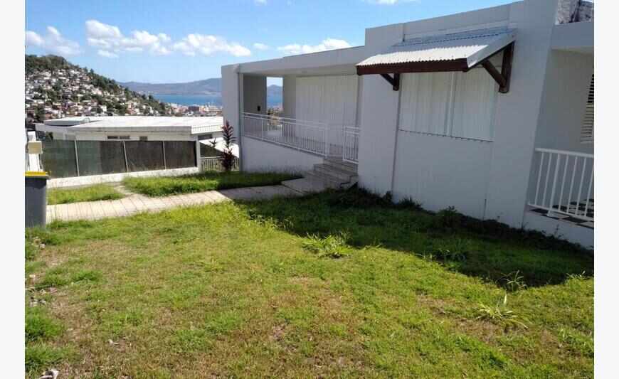 Villa F5 grands volumes, Balata