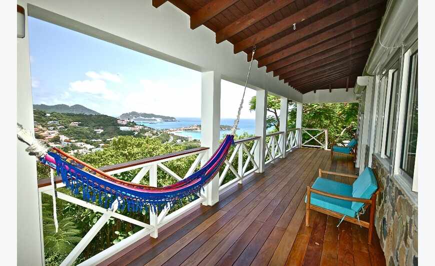 3 bed house ocean view tropical garden in Cayhill