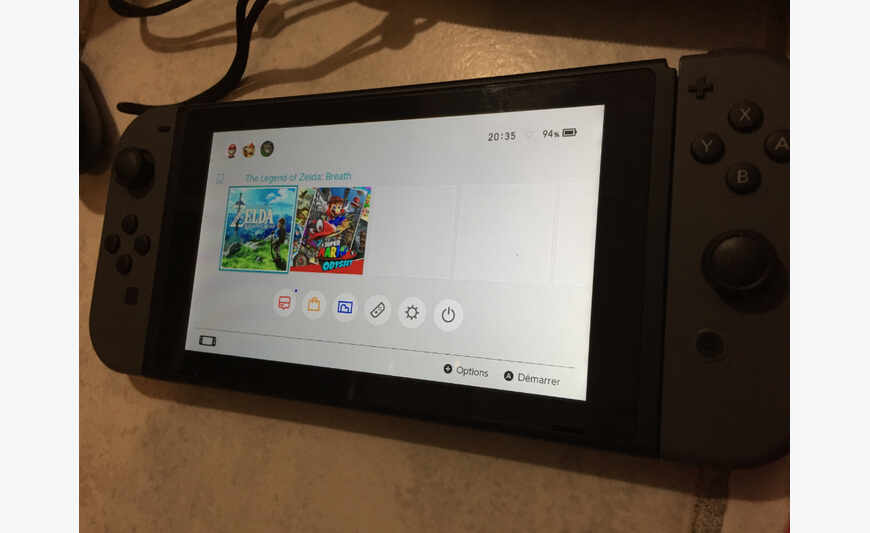 Nintendo switch + Zelda BOW + Super Mario Odyssey