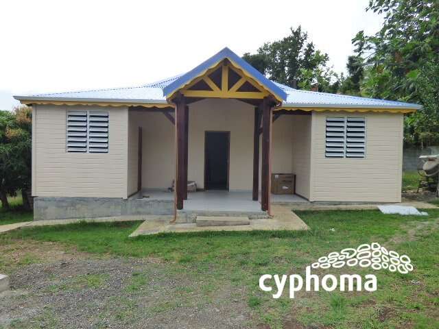 Villa De Type T2 Situe Au Abymes...