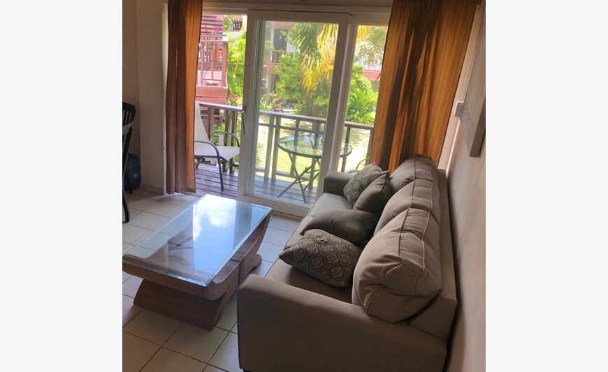 2 bedroom 1 bathroom and common pool