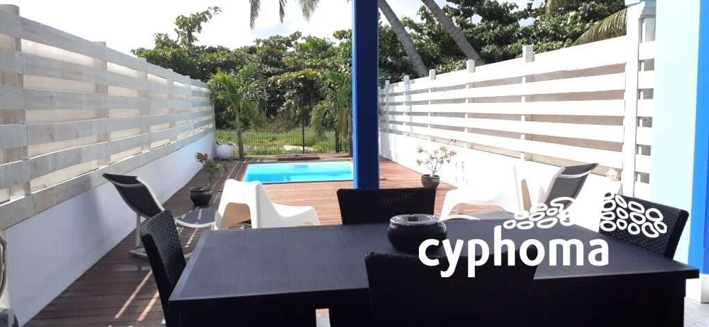 B. Orientale: 2 bedroom house - swimming pool
