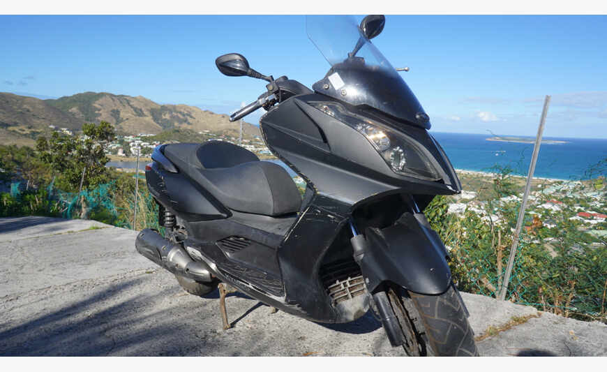Scooter Kymco 125cm3 Dink Street