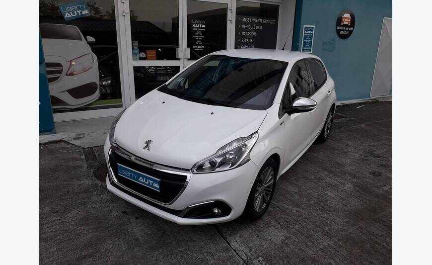 Peugeot 208 1. 2 PureTech 82 Style