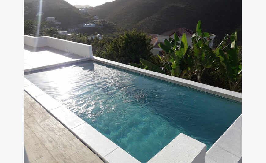 Dawn Beach furnished 3 B/R home long term rental