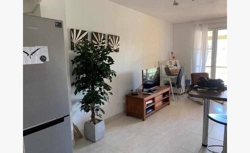 Appartement De Type 2 - Baie Orientale