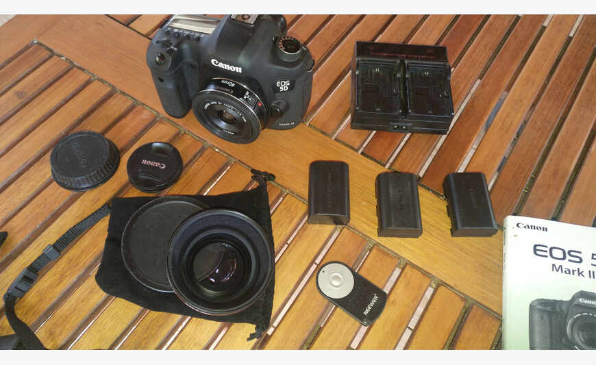 Canon 5D Mark III lens 40 mm 2. 8