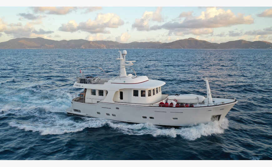 Trawler Terranova Explorer 68