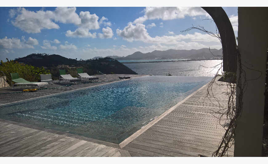 unique property